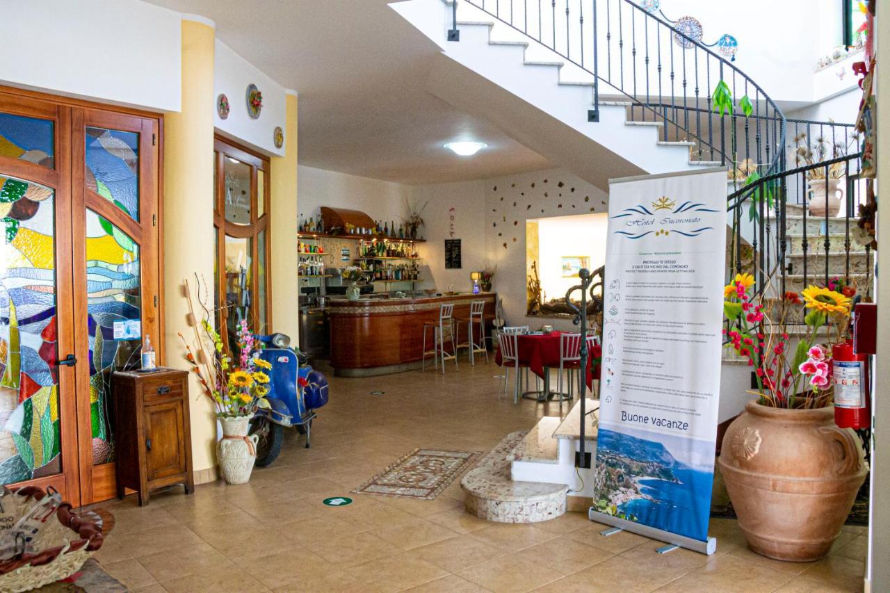 Hotel L'Ancora Capo Vaticano Exterior photo