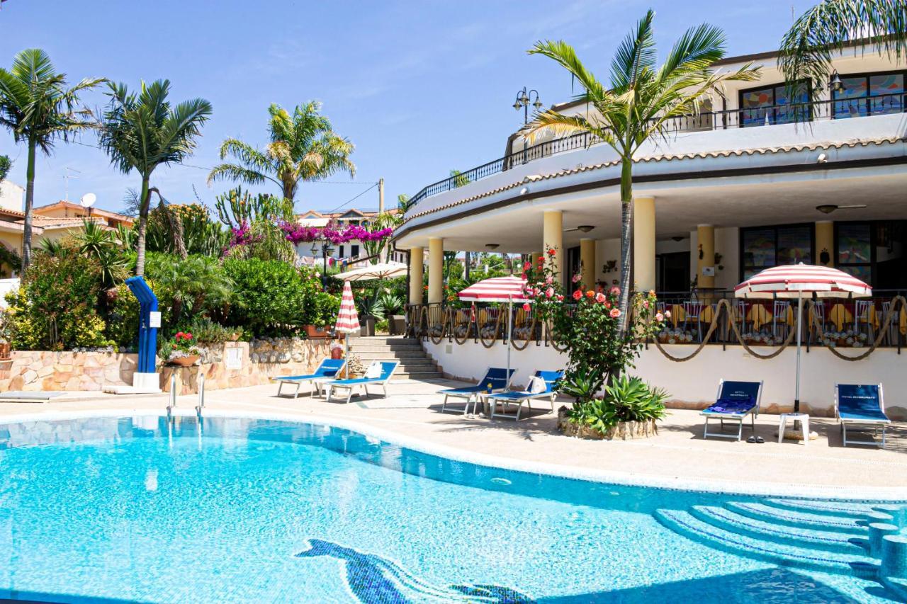 Hotel L'Ancora Capo Vaticano Exterior photo
