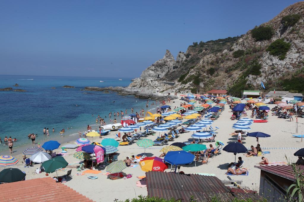 Hotel L'Ancora Capo Vaticano Exterior photo