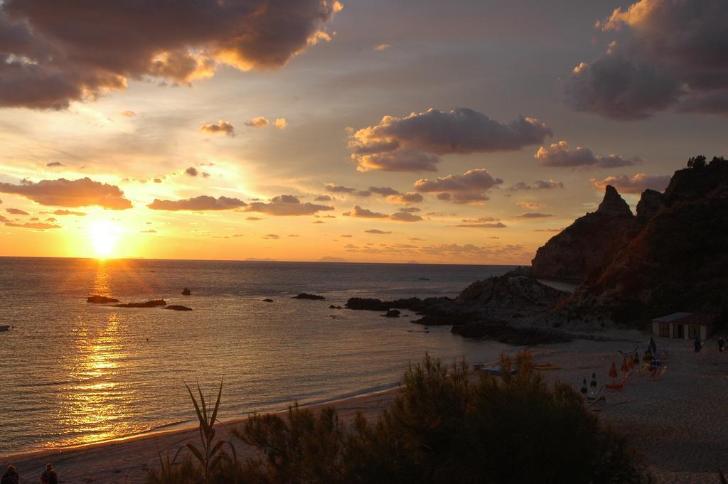 Hotel L'Ancora Capo Vaticano Exterior photo
