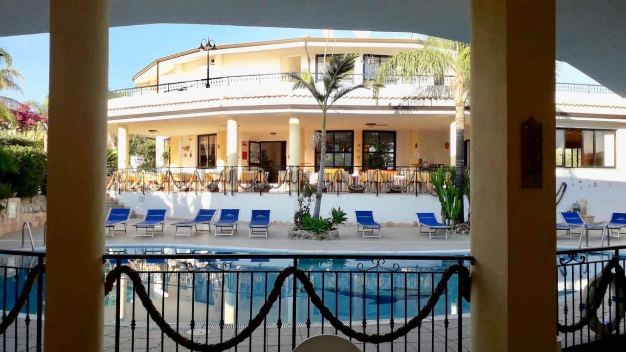 Hotel L'Ancora Capo Vaticano Exterior photo